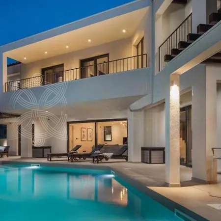 Rica Location, Private Pool Dom wakacyjny